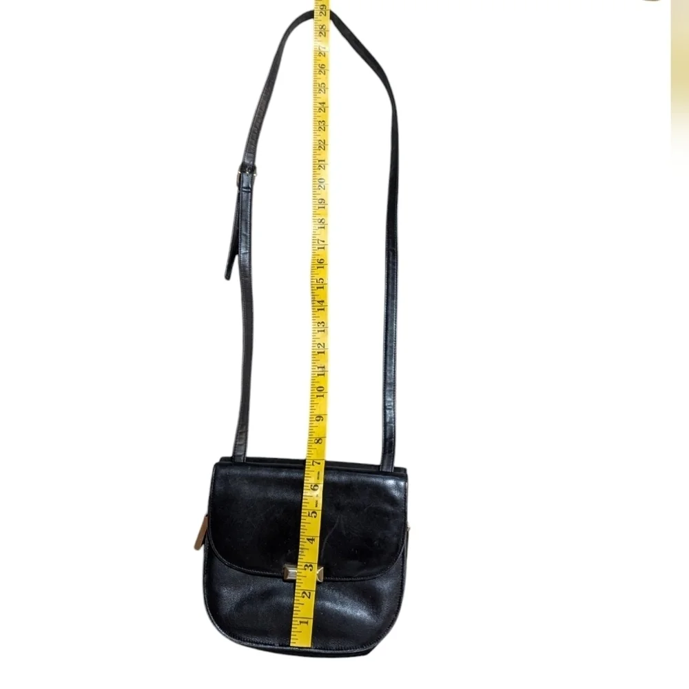 Vintage Mini Black Leather Crossbody Purse Gold Hardware Retro Old Money Minimal